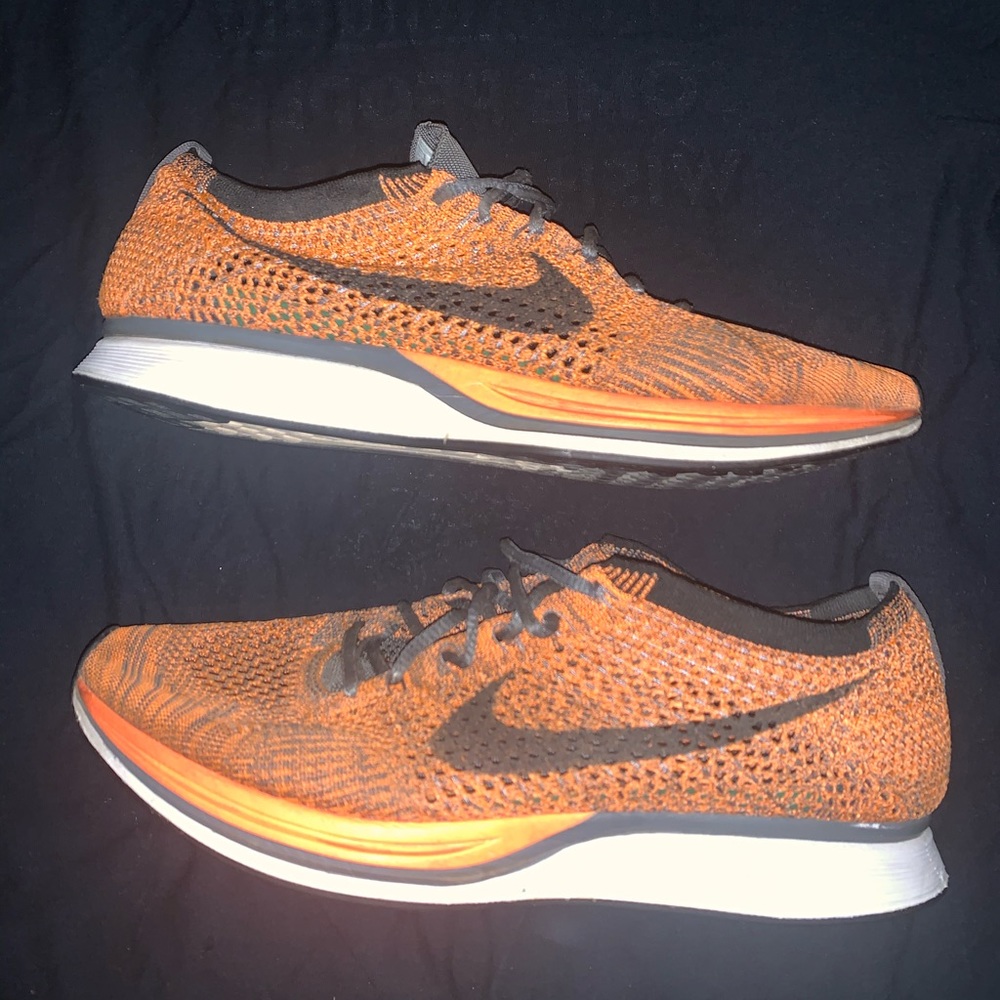 Nike Flyknit Racer